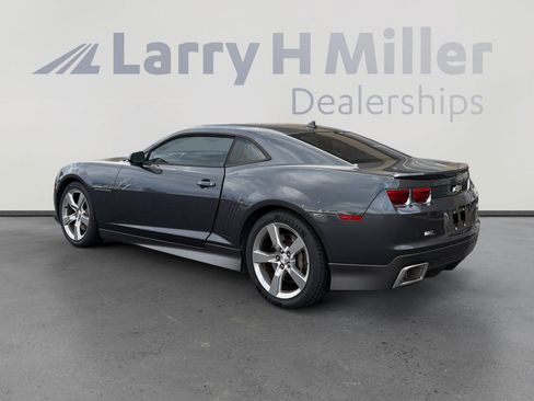 Used 2011 Chevrolet Camaro SS w/ LPO, Ground Effects Package RWD image 3