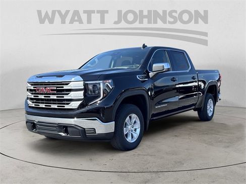 New 2026 GMC Sierra 1500 SLE image 1