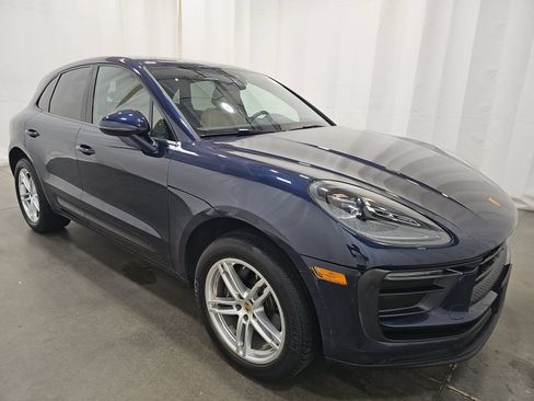 Used 2023 Porsche Macan AWD/4WD image 4