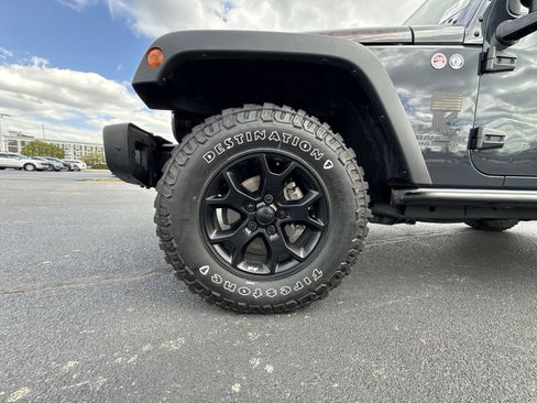 Used 2016 Jeep Wrangler Unlimited Rubicon AWD/4WD image 10