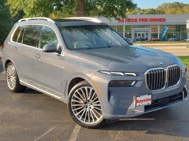 Used 2023 BMW X7 xDrive40i w/ Executive Package AWD/4WD image 2