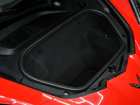 Used 2020 Chevrolet Corvette Stingray Premium Cpe w/ 3LT Preferred Equipment Group image 20