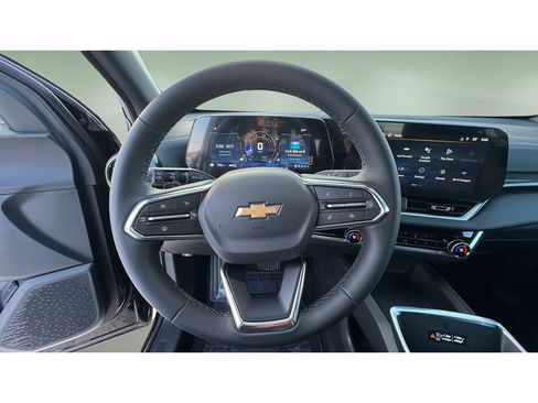 New 2026 Chevrolet Equinox LT w/ Convenience Package II image 22