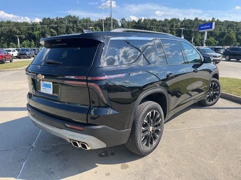 New 2026 Chevrolet Traverse LT w/ Enhanced Driving Package image 9