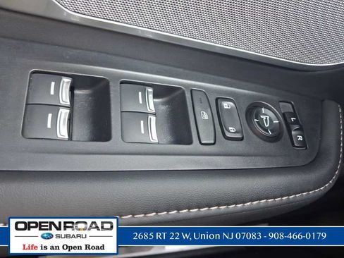 Used 2024 Acura RDX SH-AWD w/ Technology Package image 11