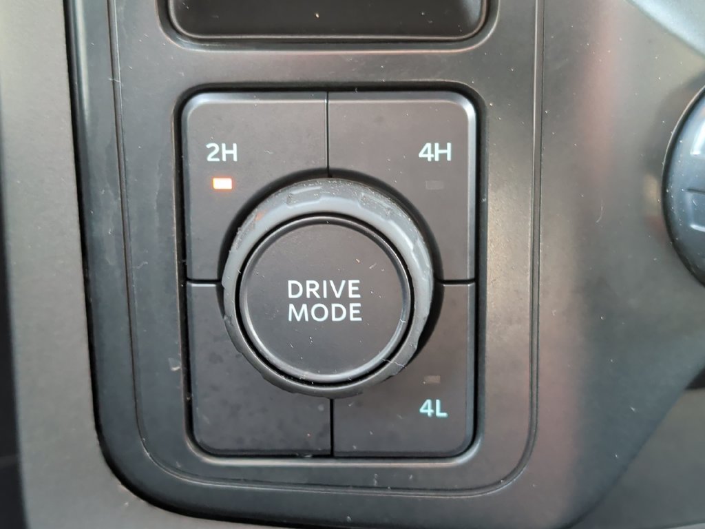 Used 2024 Ford F150 XLT w/ XLT Black Appearance Package AWD/4WD image 27