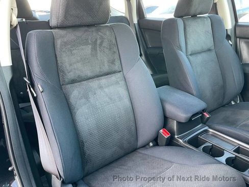 Used 2015 Honda CR-V LX image 10
