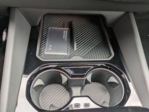 New 2026 BMW 530i xDrive w/ M Sport Package image 28