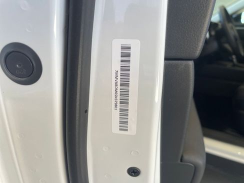 Used 2025 MAZDA CX-50 AWD 2.5 S w/ Premium Package image 32