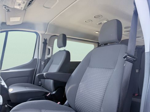 Used 2023 Ford Transit 350 XLT image 21