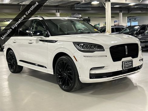 Used 2023 Lincoln Aviator Reserve w/ Equipment Group 201A image 1