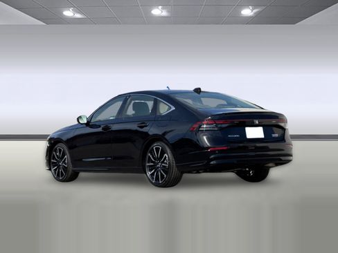 New 2026 Honda Accord Touring image 3