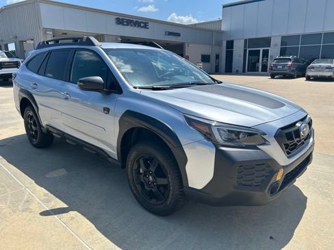 Used 2024 Subaru Outback Wilderness AWD/4WD image 2