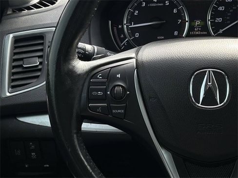 Used 2018 Acura TLX image 15