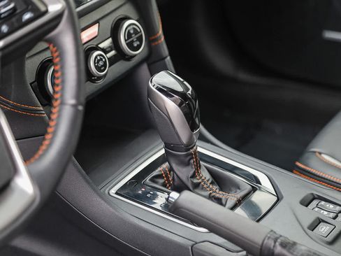 Used 2019 Subaru Crosstrek 2.0i Limited w/ Moonroof Package w/Navigation AWD/4WD image 20