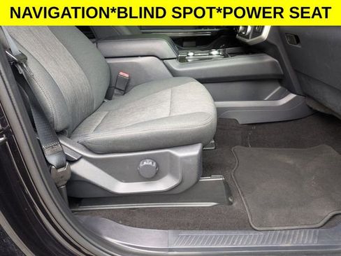 Used 2022 Ford Expedition XLT AWD/4WD image 37
