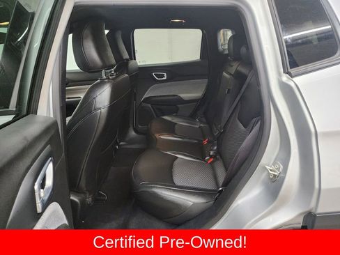 Certified 2024 Jeep Compass Latitude image 24