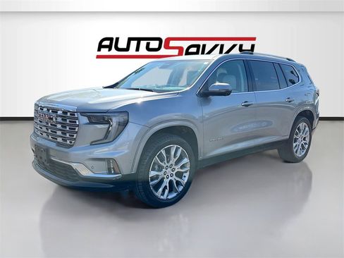 Used 2024 GMC Acadia Denali w/ Super Cruise Package image 3