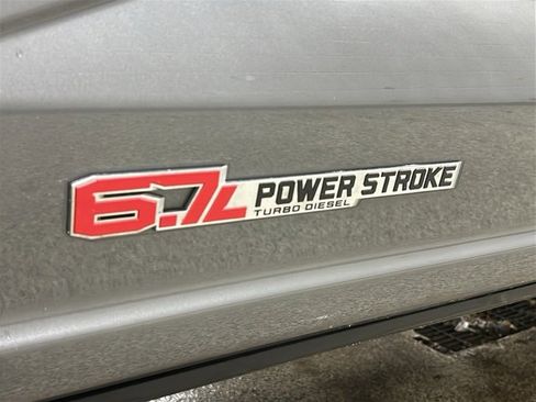 Used 2024 Ford F350 Lariat w/ Black Appearance Package image 29