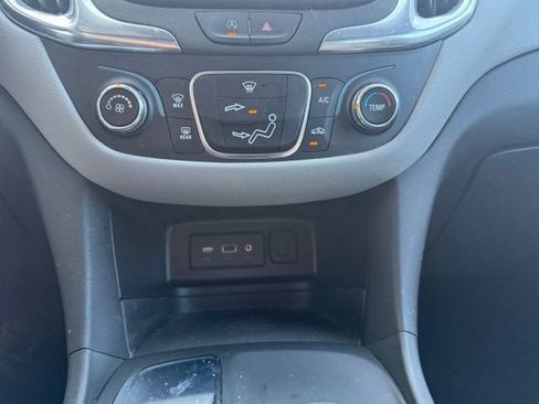 Used 2023 Chevrolet Equinox LS w/ LS Convenience Package FWD image 26
