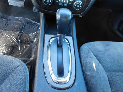 Used 2014 Chevrolet Impala LT w/ LT Sunroof Package image 13