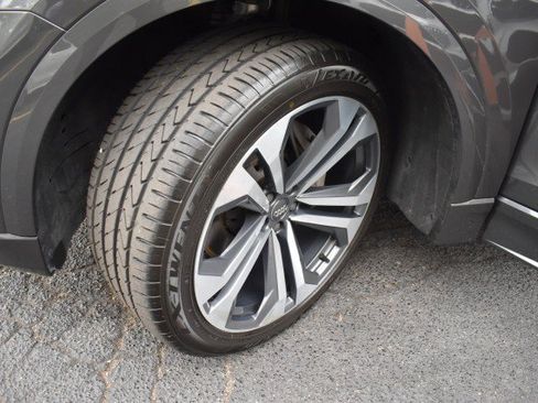 Used 2019 Audi Q8 Premium Plus AWD/4WD image 51