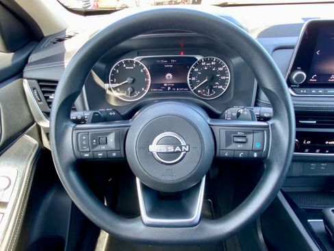 Used 2024 Nissan Rogue SV AWD/4WD image 34