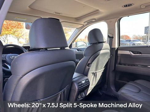 Certified 2022 Hyundai Palisade SEL w/ Premium Package image 19