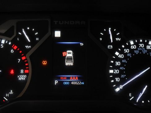Used 2022 Toyota Tundra SR5 w/ TRD Off-Road Package AWD/4WD image 27