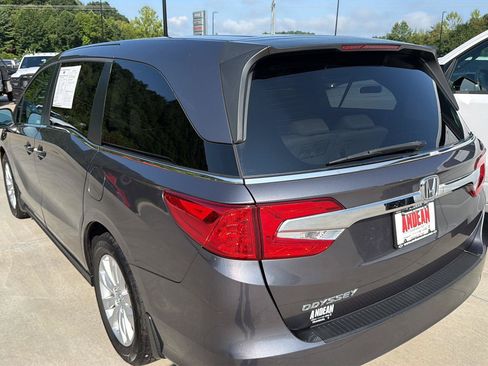 Used 2019 Honda Odyssey LX image 5