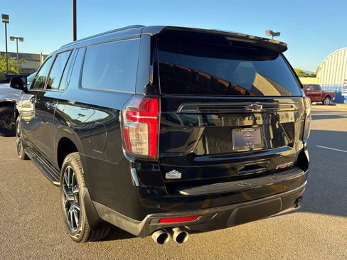 Certified 2022 Chevrolet Suburban RST image 3