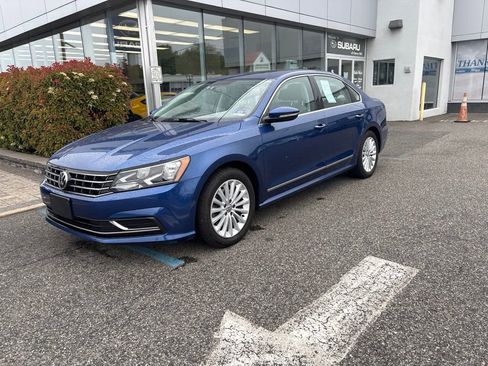 Used 2017 Volkswagen Passat 1.8T SE FWD image 6