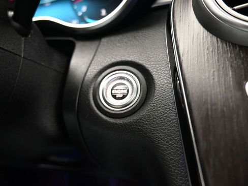 Used 2021 Mercedes-Benz C 300 4MATIC Sedan image 24