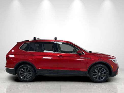 Used 2023 Volkswagen Tiguan SE FWD image 6