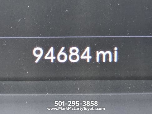 Used 2022 Cadillac XT6 Premium Luxury FWD image 25