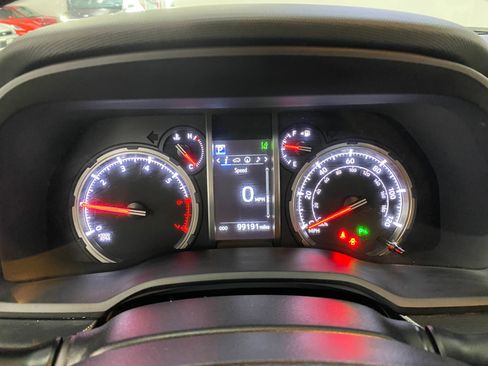 Used 2020 Toyota 4Runner Limited AWD/4WD image 25