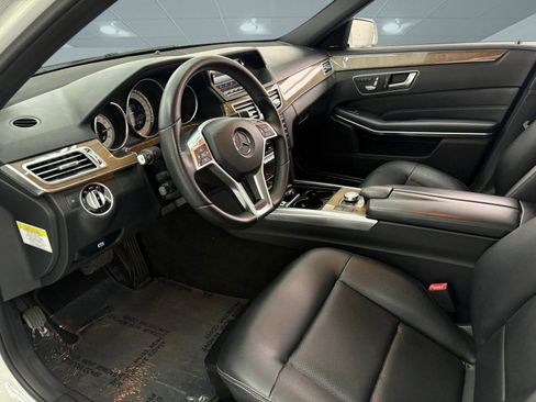 Used 2014 Mercedes-Benz E 350 Sedan image 4