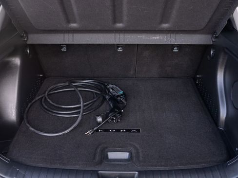 Used 2024 Hyundai Kona Limited image 6