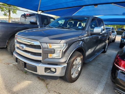 Used 2015 Ford F150 Lariat RWD image 2
