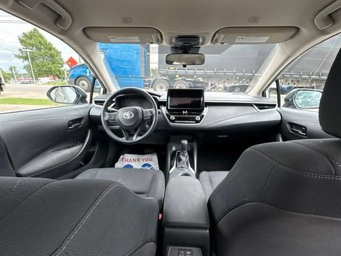 Used 2024 Toyota Corolla LE FWD image 20
