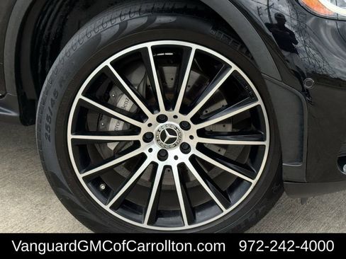 Used 2022 Mercedes-Benz GLC 300 image 32