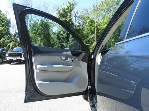 Used 2021 Volvo XC90 T6 Inscription image 10