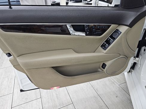 Used 2013 Mercedes-Benz C 300 Sport image 34