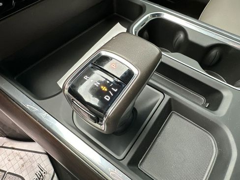 Used 2022 GMC Sierra 1500 SLT w/ SLT Premium Plus Package image 31