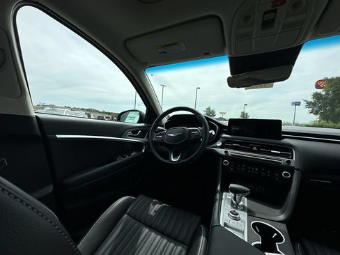 Used 2026 Genesis G70 2.5T Prestige RWD image 15