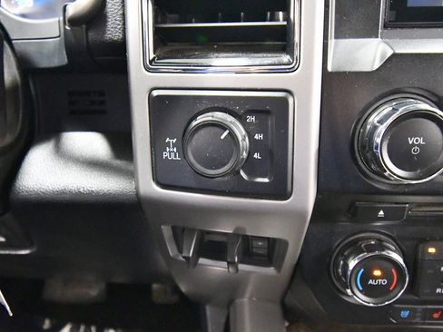 Used 2018 Ford F350 Lariat w/ FX4 4x4 Off Road Package image 26