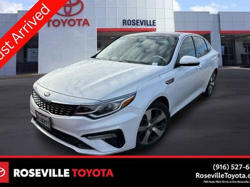 Used 2019 Kia Optima S w/ S Panoramic Sunroof Package image 1