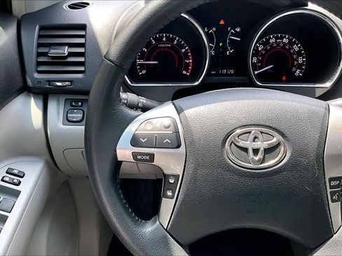 Used 2013 Toyota Highlander SE AWD/4WD image 24