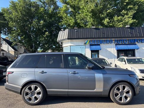Used 2018 Land Rover Range Rover HSE AWD/4WD image 2