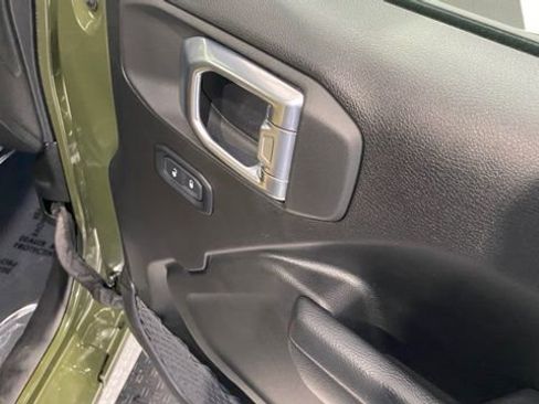 Used 2022 Jeep Wrangler Sport S image 21